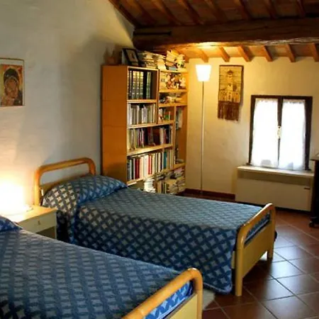 Casarosa Bed and Breakfast *