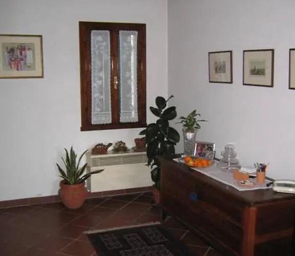 Casarosa Bed & Breakfast *